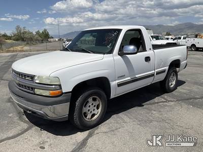 2002 Chevrolet Silverado 1500 4x4 Pickup Truck