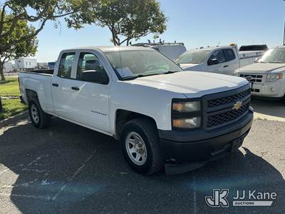 2014 Chevrolet Silverado 1500 Extended-Cab Pickup Truck