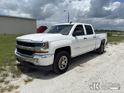2017 Chevrolet Silverado 1500 4x4 Crew-Cab Pickup Truck