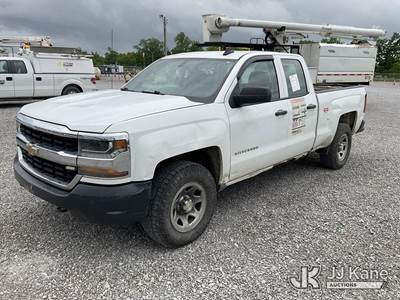 2017 Chevrolet Silverado 1500 4x4 Extended-Cab Pickup Truck