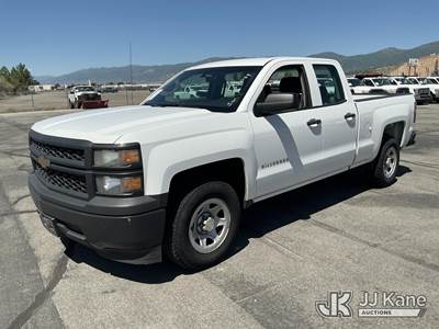 2014 Chevrolet Silverado 1500 Extended-Cab Pickup Truck