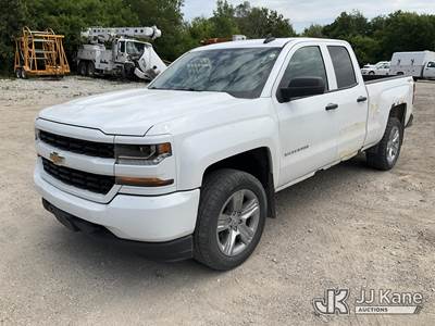 2017 Chevrolet Silverado 1500 Quad-Cab Pickup Truck