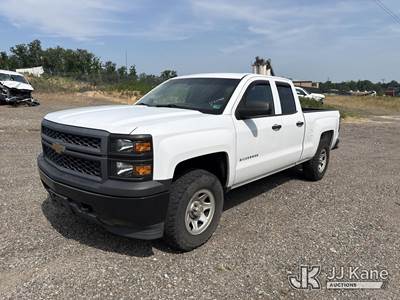 2015 Chevrolet Silverado 1500 4x4 Extended-Cab Pickup Truck
