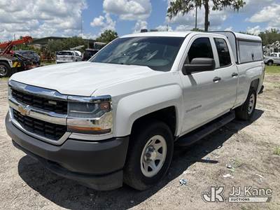 2019 Chevrolet Silverado 1500 Extended-Cab Pickup Truck