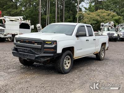 2017 Chevrolet Silverado 1500 4x4 Extended-Cab Pickup Truck