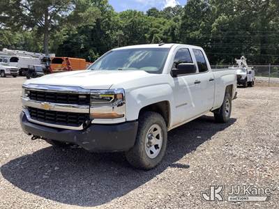 2018 Chevrolet Silverado 1500 4x4 Extended-Cab Pickup Truck