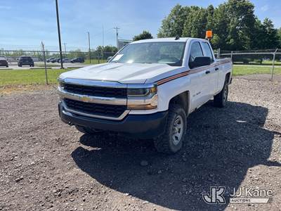 2017 Chevrolet Silverado 1500 Work Truck Double Cab Extended-Cab Pickup Truck