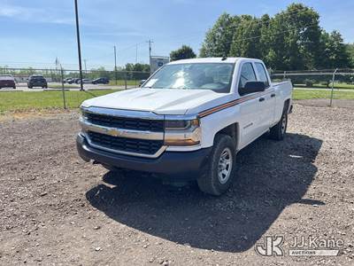 2018 Chevrolet Silverado 1500 4x4 Extended-Cab Pickup Truck