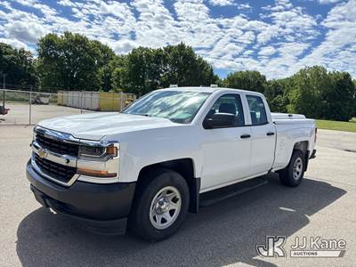 2017 Chevrolet Silverado 1500 4x4 Extended-Cab Pickup Truck