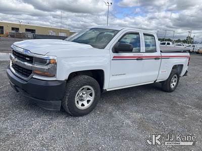 2018 Chevrolet Silverado 1500 4x4 Extended-Cab Pickup Truck