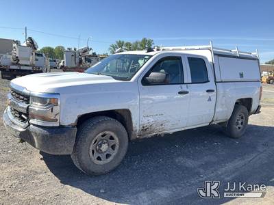 2018 Chevrolet Silverado 1500 4x4 Extended-Cab Pickup Truck