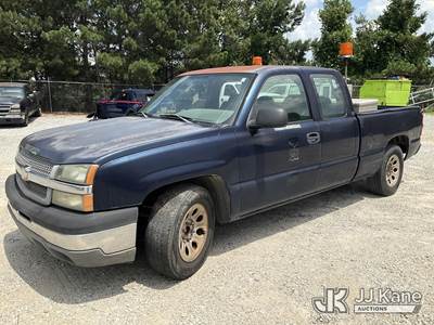 2005 Chevrolet Silverado 1500 Extended-Cab Pickup Truck