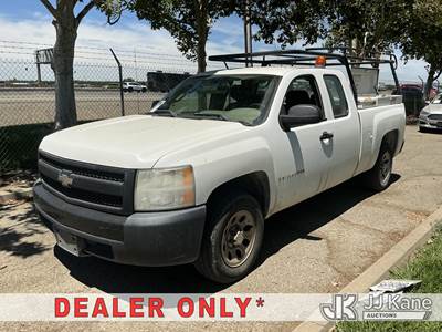 2007 Chevrolet Silverado 1500 Extended-Cab Pickup Truck