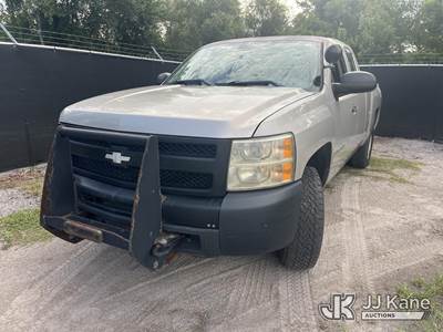 2009 Chevrolet Silverado 1500 4x4 Extended-Cab Pickup Truck