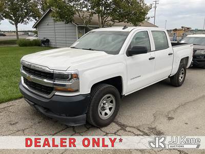 2018 Chevrolet Silverado 1500 Crew-Cab Pickup Truck