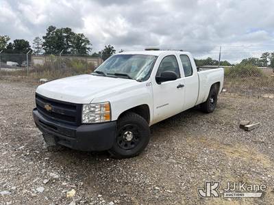 2012 Chevrolet Silverado 1500 4x4 Extended-Cab Pickup Truck