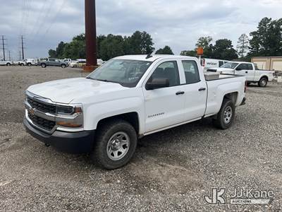 2018 Chevrolet Silverado 1500 4x4 Extended-Cab Pickup Truck