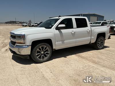 2018 Chevrolet Silverado 1500 Crew-Cab Pickup Truck
