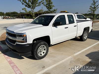 2017 Chevrolet Silverado 1500 4x4 Extended-Cab Pickup Truck