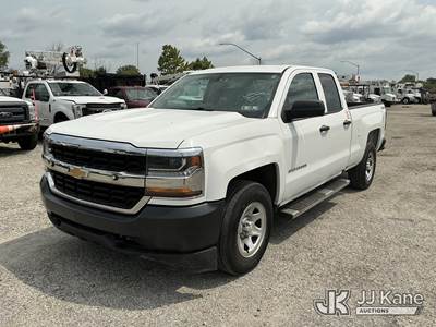 2017 Chevrolet Silverado 1500 4x4 Extended-Cab Pickup Truck
