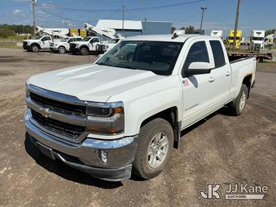 2016 Chevrolet Silverado 1500 Crew-Cab Pickup Truck