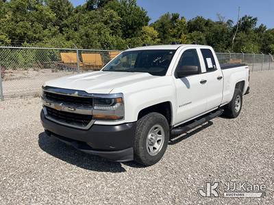 2019 Chevrolet Silverado 1500 4x4 Extended-Cab Pickup Truck