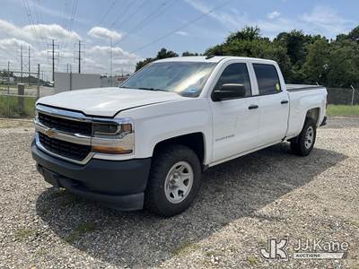 2017 Chevrolet Silverado 1500 4x4 Crew-Cab Pickup Truck