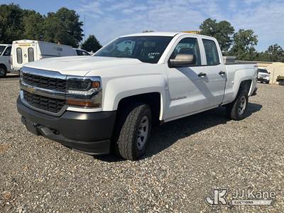 2018 Chevrolet Silverado 1500 4x4 Extended-Cab Pickup Truck