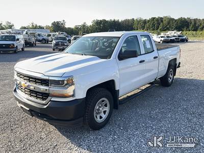2017 Chevrolet Silverado 1500 Crew-Cab Pickup Truck