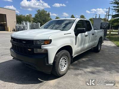 2020 Chevrolet Silverado 1500 4x4 Extended-Cab Pickup Truck