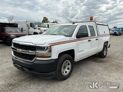 2017 Chevrolet Silverado 1500 4x4 Extended-Cab Pickup Truck