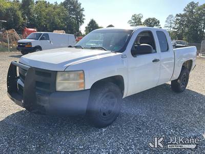 2009 Chevrolet Silverado 1500 4x4 Extended-Cab Pickup Truck