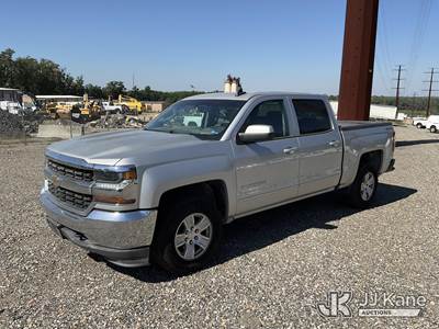 2018 Chevrolet Silverado 1500 4x4 Crew-Cab Pickup Truck