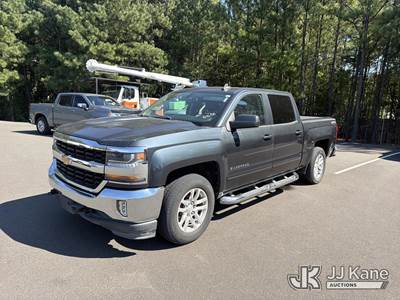 2017 Chevrolet Silverado 1500 4x4 Crew-Cab Pickup Truck