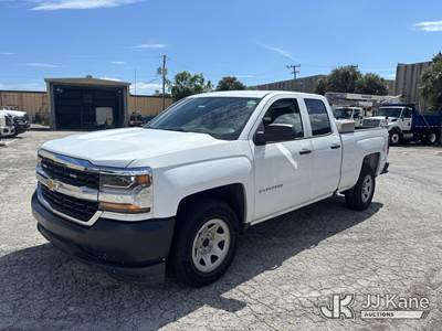 2019 Chevrolet Silverado 1500 Extended-Cab Pickup Truck