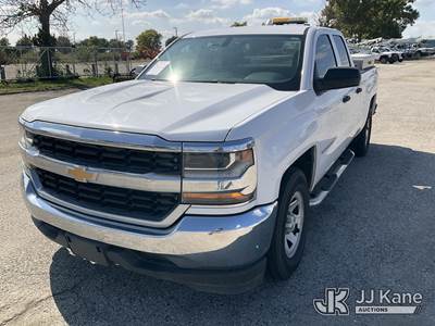 2016 Chevrolet Silverado 1500 Extended-Cab Pickup Truck