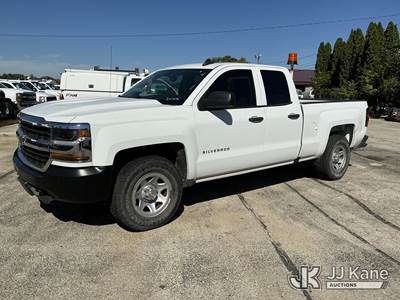 2018 Chevrolet Silverado 1500 4x4 Extended-Cab Pickup Truck