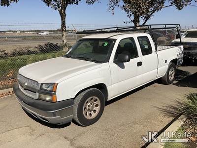 2005 Chevrolet Silverado 1500 Extended-Cab Pickup Truck