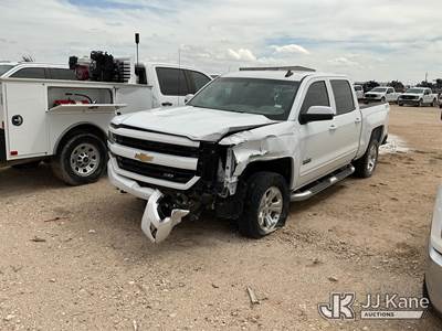 2018 Chevrolet Silverado 1500 Crew-Cab Pickup Truck
