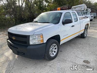 2012 Chevrolet Silverado 1500 Extended-Cab Pickup Truck