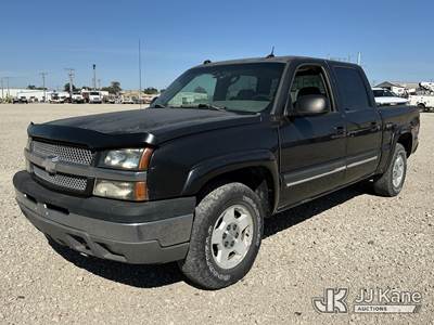 2004 Chevrolet Silverado 1500 Crew-Cab Pickup Truck