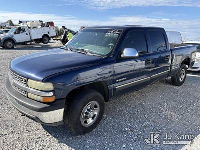 2002 Chevrolet Silverado 1500 Crew-Cab Pickup Truck