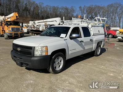 2010 Chevrolet Silverado Hybrid Crew-Cab Pickup Truck