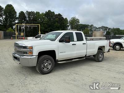 2019 Chevrolet Silverado 2500 4x4 Extended-Cab Pickup Truck