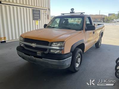 2003 Chevrolet Silverado 2500 LS Pickup Truck