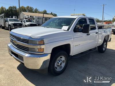 2015 Chevrolet Silverado 2500HD Work Truck Double Cab Long Box 4WD Pickup Truck