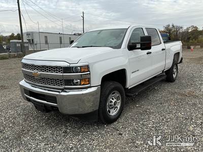 2019 Chevrolet Silverado 2500HD 4x4 Extended-Cab Pickup Truck