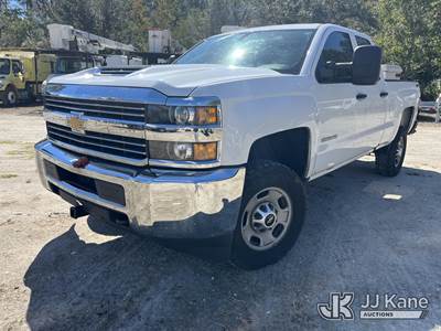 2017 Chevrolet Silverado 2500HD 4x4 Extended-Cab Pickup Truck