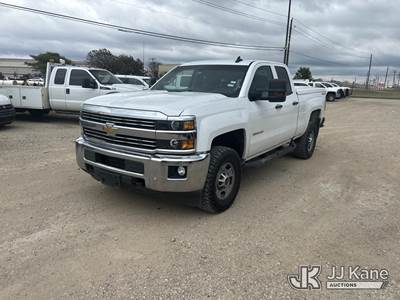 2016 Chevrolet Silverado 2500HD Crew-Cab Pickup Truck