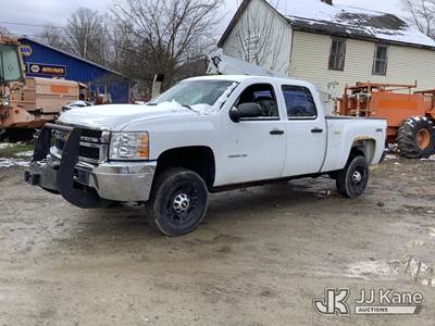 2013 Chevrolet Silverado 2500HD Crew-Cab Pickup Truck